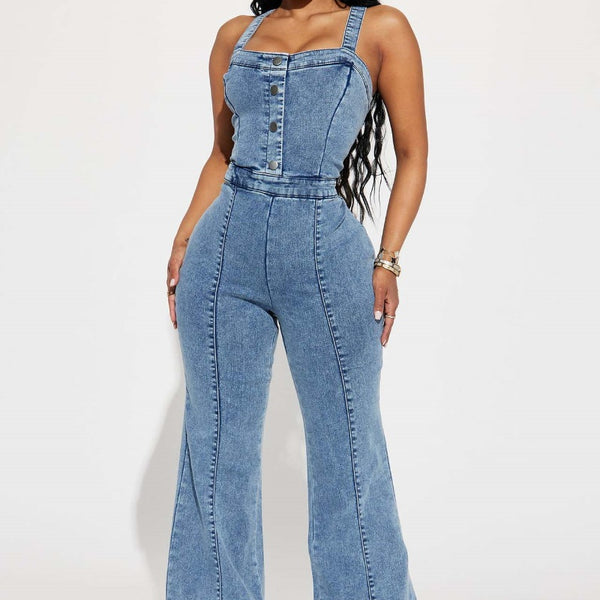 Step into Style: Elevate Your Wardrobe with Our Chic Fit Denim Wide-Leg Jumpsuit!