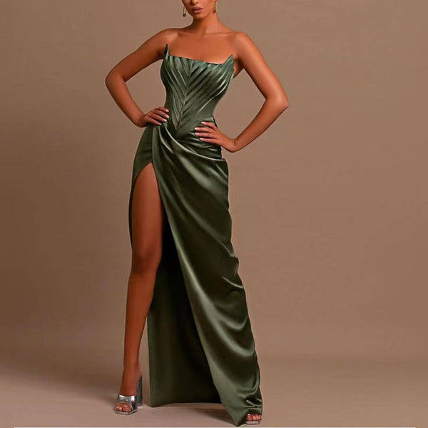 Dress to Impress: Elevate Your Prom Look with Elegance Curve's Stunning Long Slit Prom Dress!