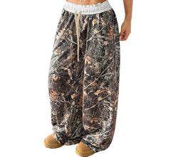 Women’s Camouflage Cargo Pants  Low-Rise Sweatpants for Casual Streetwear
