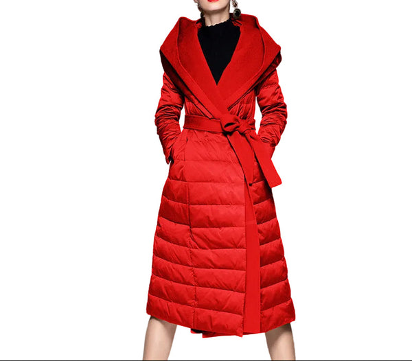 Stay warm and stylish this winter with this women’s luxury hooded down winter coat, designed for comfort, warmth, and effortless everyday elegance. Filled with white duck down for added insulation, this cozy puffer coat helps keep you warm during cold-weather commutes, outdoor activities