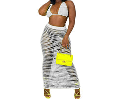 Stay Stylish in the Sun: Summer Knit Beach Cover-up & Bikini Ensemble