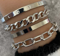 Discover Elegance: C-shaped Hollow Chain Bracelet Set