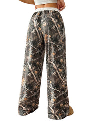 Women’s Camouflage Cargo Pants  Low-Rise Sweatpants for Casual Streetwear
